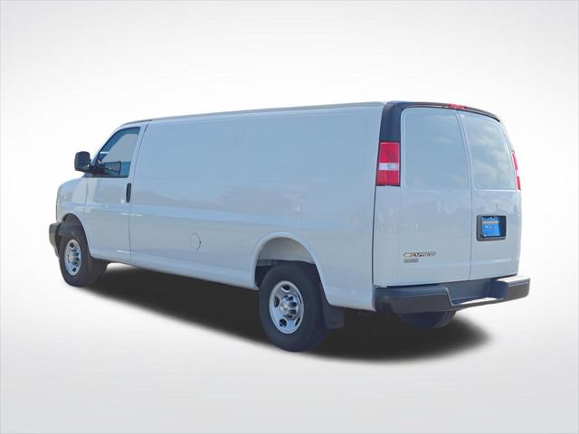 2026 Chevrolet Express Cargo Van 3500 Extended Wheelbase, WT, RWD