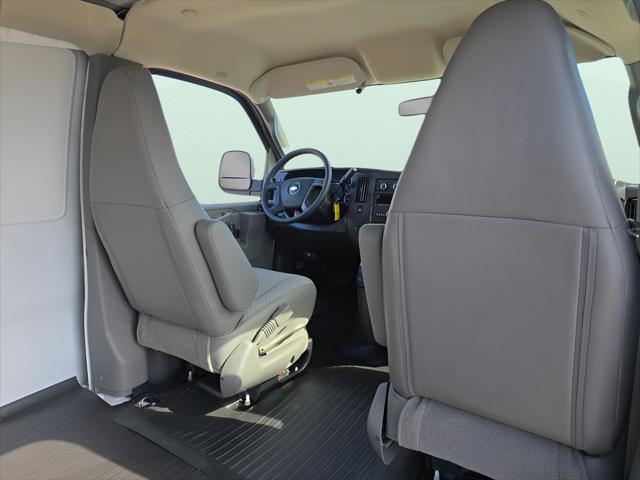 2026 Chevrolet Express Cargo Van 3500 Extended Wheelbase, WT, RWD