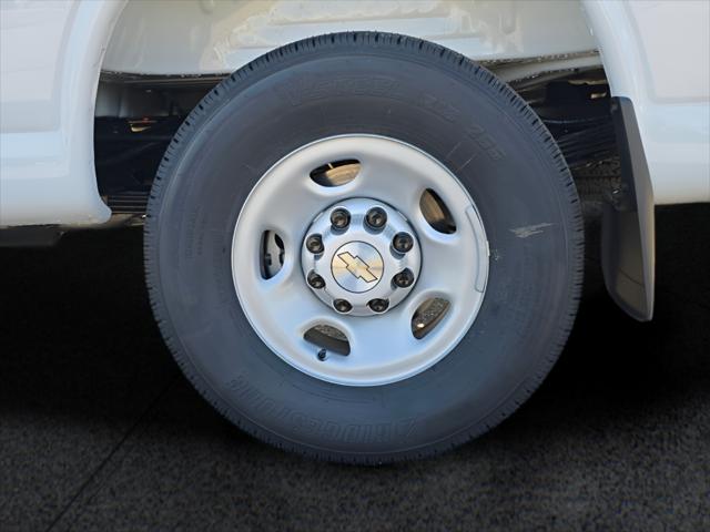 2026 Chevrolet Express Cargo Van 3500 Extended Wheelbase, WT, RWD