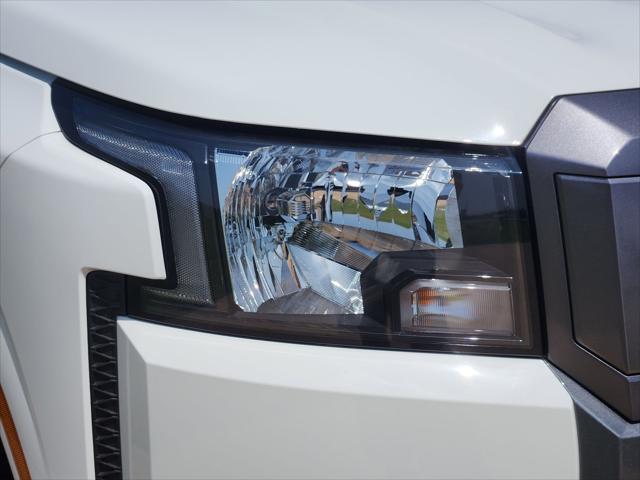 2025 Nissan Frontier King Cab SV 4x2