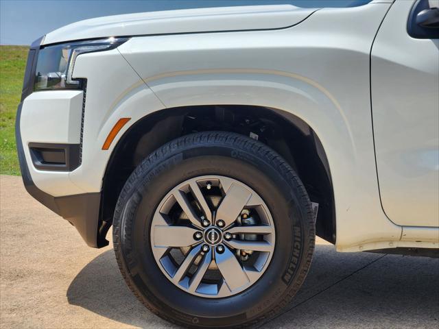 2025 Nissan Frontier King Cab SV 4x2