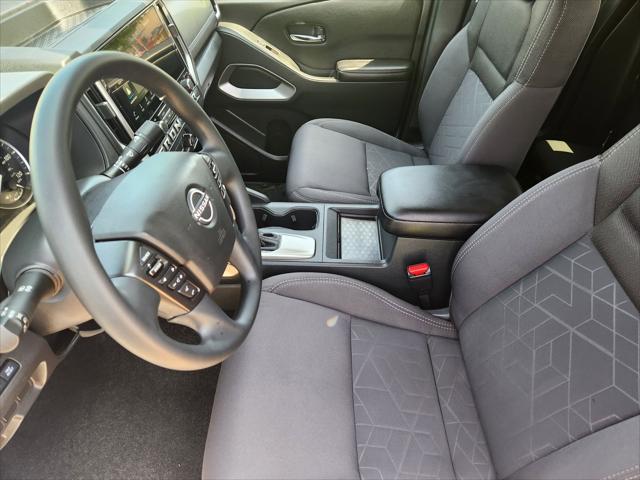 2025 Nissan Frontier King Cab SV 4x2