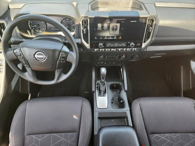 2025 Nissan Frontier King Cab SV 4x2