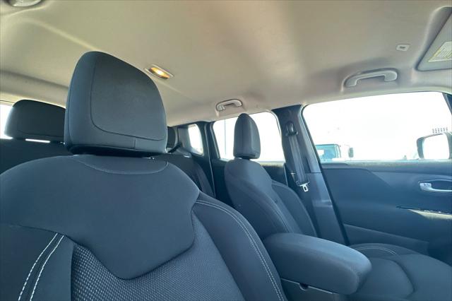 2021 Jeep Renegade Jeepster 4x4