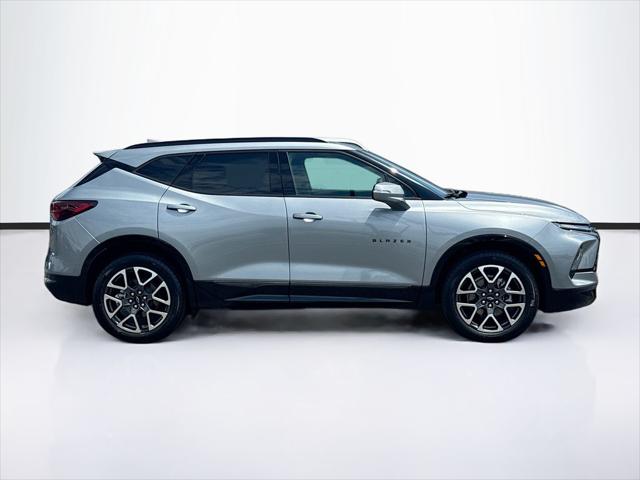 2025 Chevrolet Blazer AWD RS