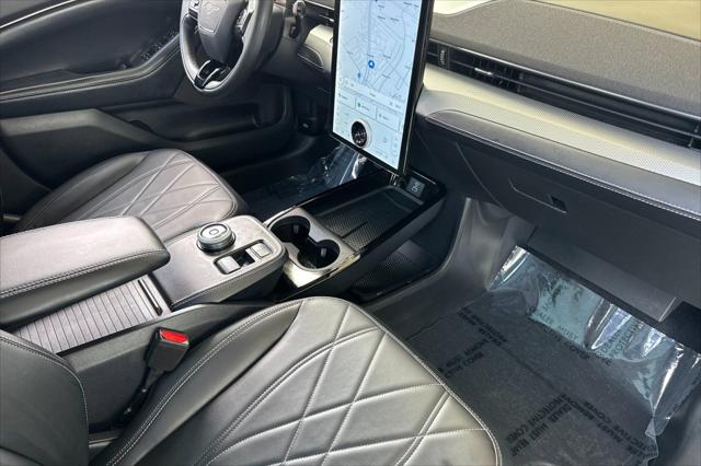 2023 Ford Mustang Mach-E California Route 1