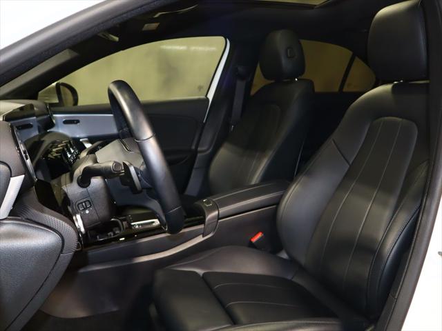 2022 Mercedes-Benz A 220 4MATIC