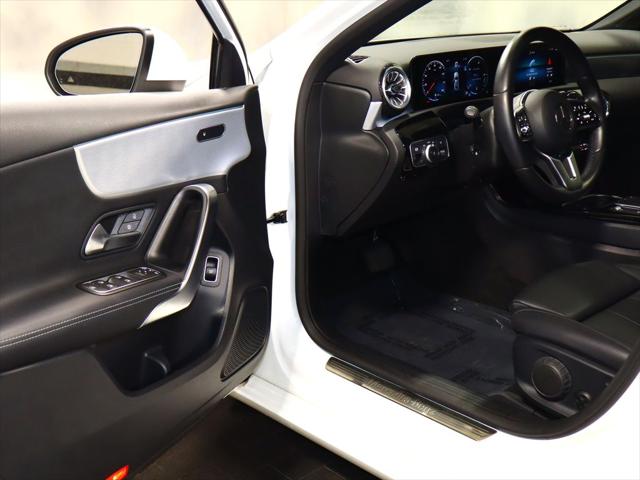 2022 Mercedes-Benz A 220 4MATIC