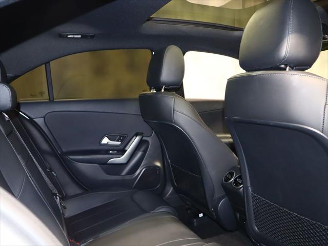 2022 Mercedes-Benz A 220 4MATIC