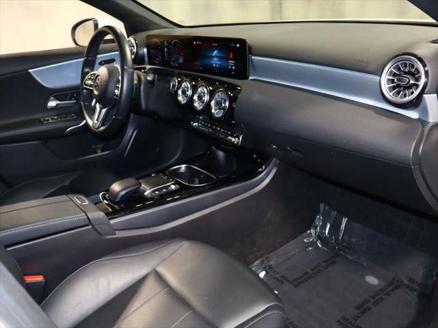 2022 Mercedes-Benz A 220 4MATIC