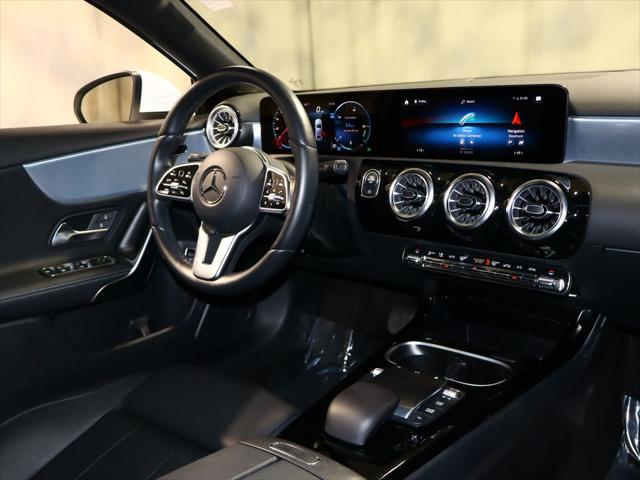 2022 Mercedes-Benz A 220 4MATIC