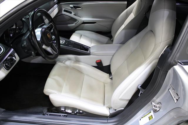 2018 Porsche 718 Cayman Base