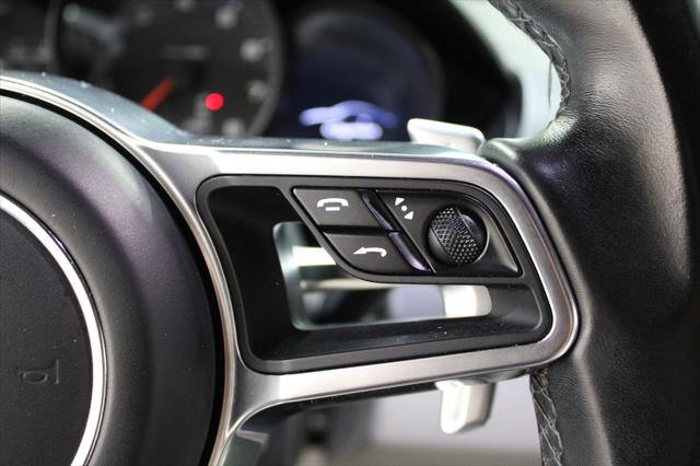 2018 Porsche 718 Cayman Base