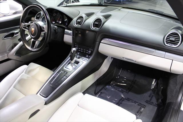 2018 Porsche 718 Cayman Base