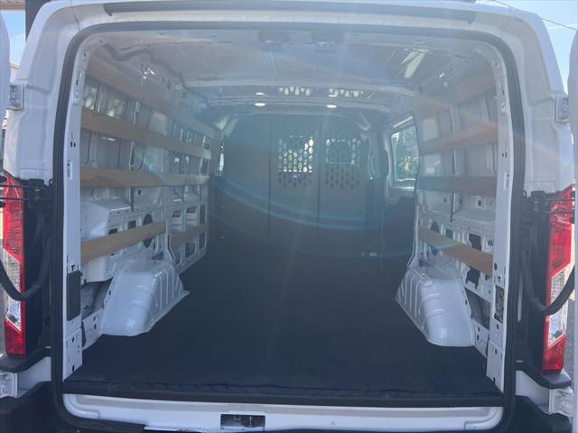2025 Ford Transit Cargo Van Base