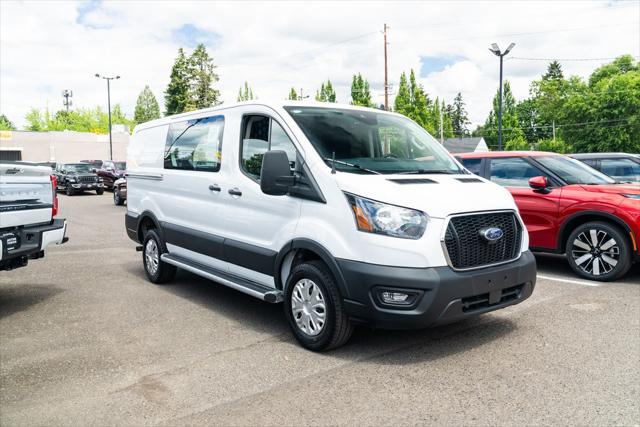 2025 Ford Transit Cargo Van Base