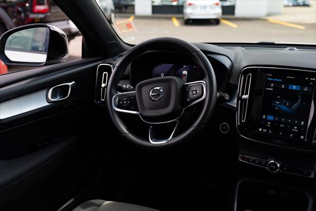 2024 Volvo XC40 B5 Core