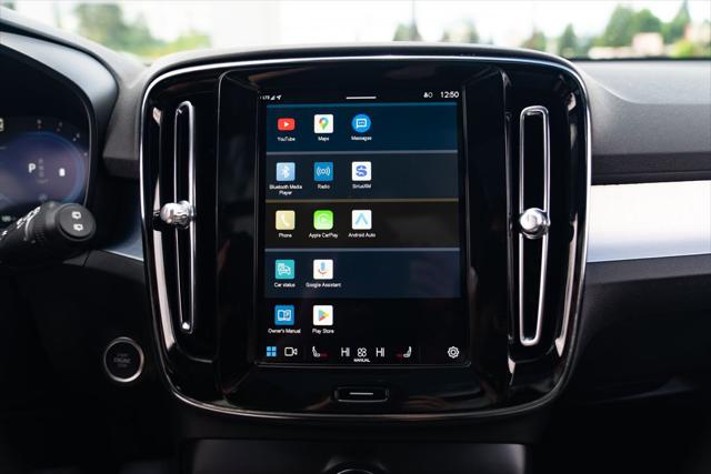 2024 Volvo XC40 B5 Core