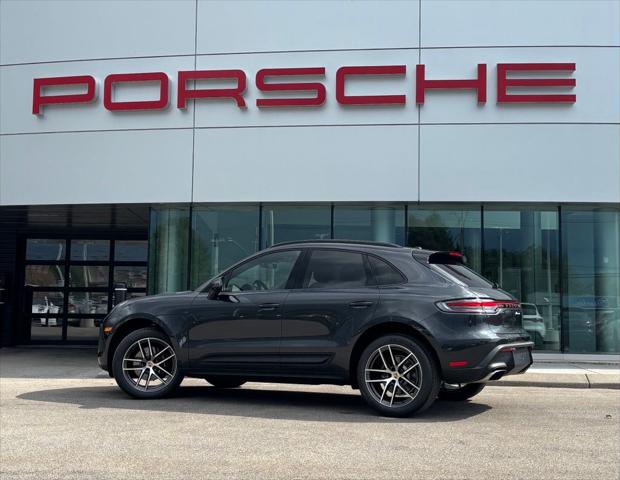 2026 Porsche Macan Base