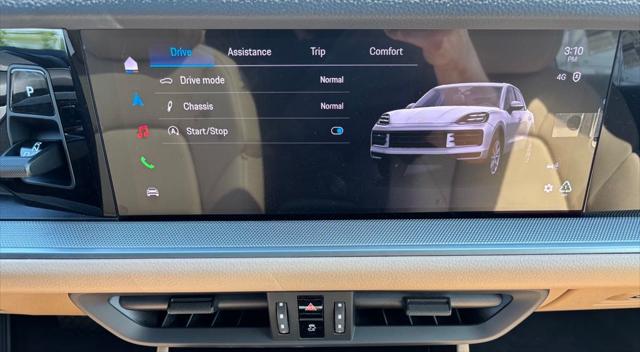 2026 Porsche Cayenne Base