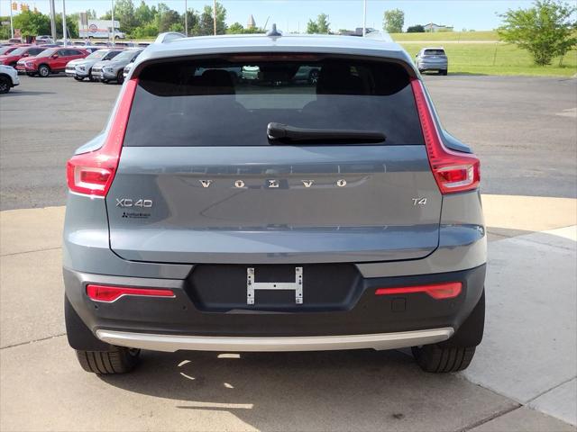 2020 Volvo XC40 T4 Momentum