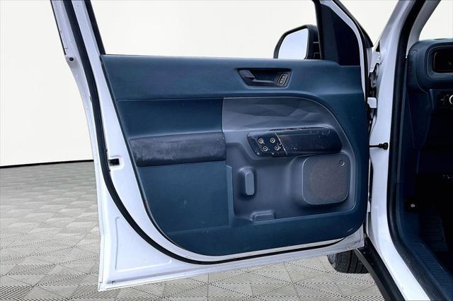 2022 Ford Maverick XL