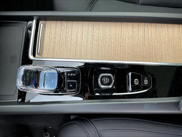 2026 Volvo XC60 Plug-In Hybrid Plus, T8 AWD Electric/Gasoline, Dark