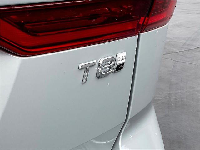 2026 Volvo XC60 Plug-In Hybrid Plus, T8 AWD Electric/Gasoline, Dark