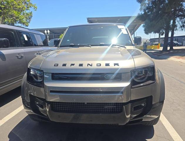 2023 Land Rover Defender 110 X-Dynamic SE