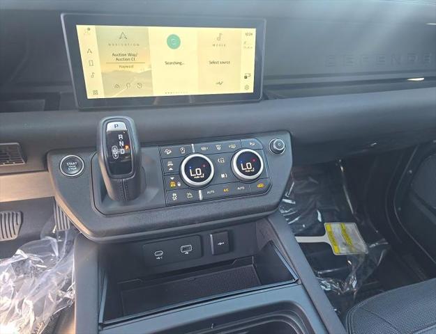 2023 Land Rover Defender 110 X-Dynamic SE