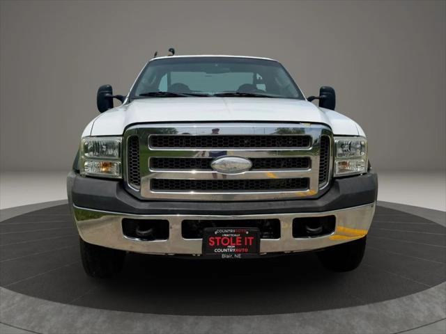 2006 Ford F-550 165  W.B.  2D