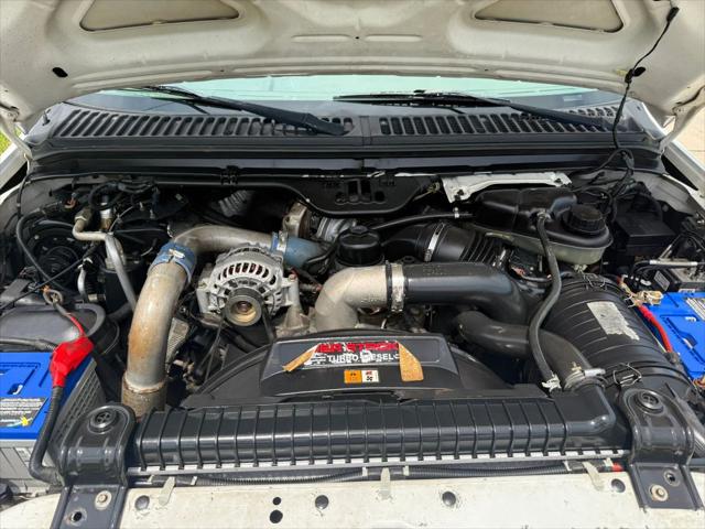 2006 Ford F-550 165  W.B.  2D