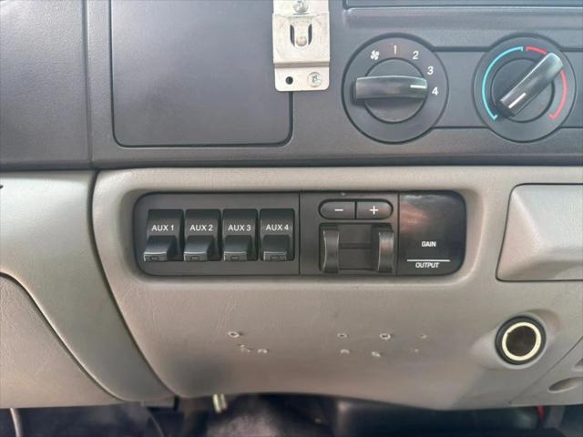 2006 Ford F-550 165  W.B.  2D