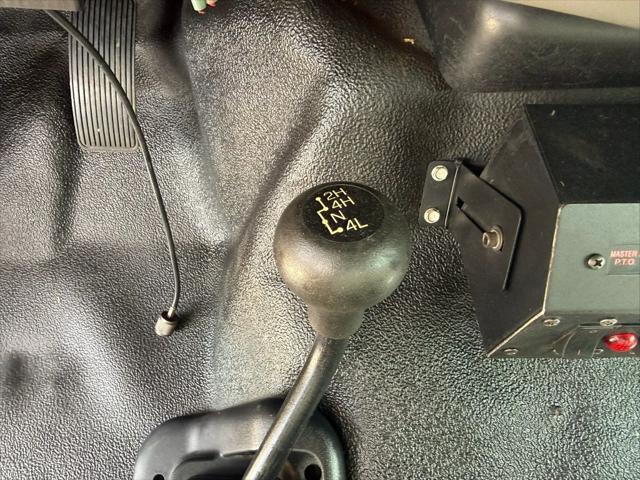 2006 Ford F-550 165  W.B.  2D