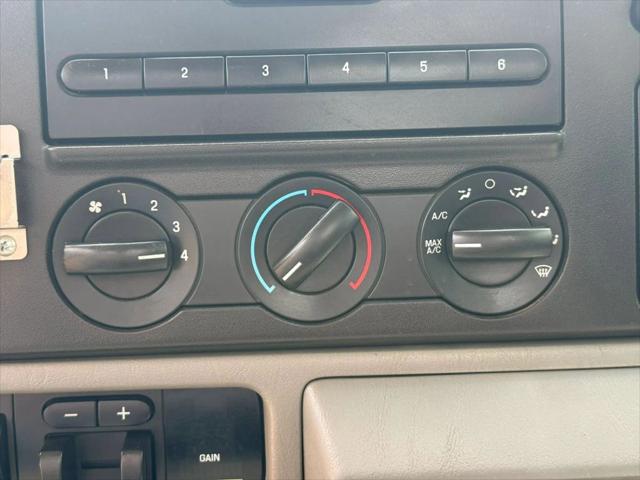 2006 Ford F-550 165  W.B.  2D
