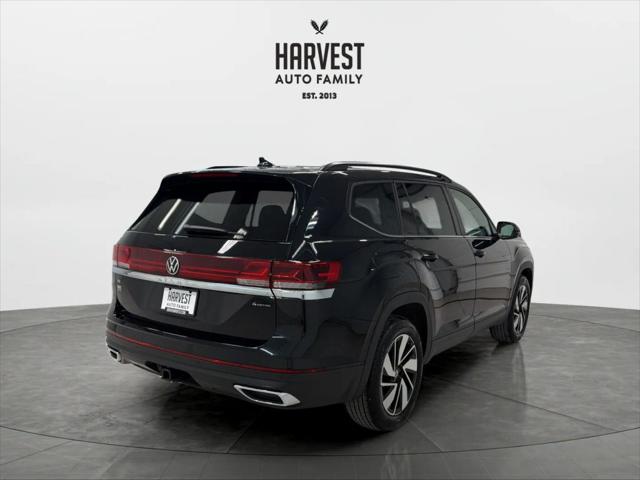 2026 Volkswagen Atlas SE with Technology