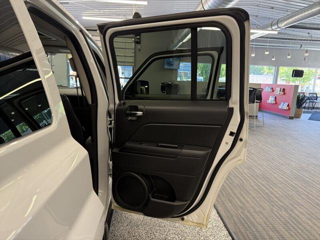 2016 Jeep Patriot Sport/North
