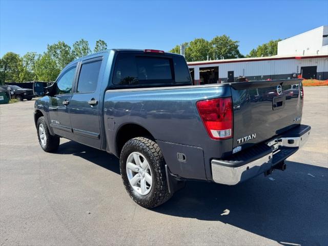 2014 Nissan Titan SV