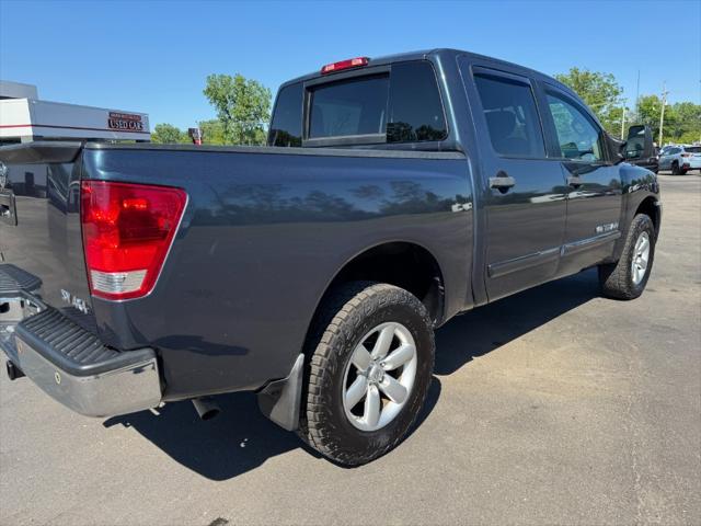 2014 Nissan Titan SV