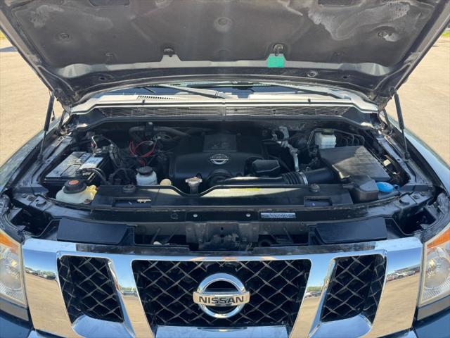 2014 Nissan Titan SV
