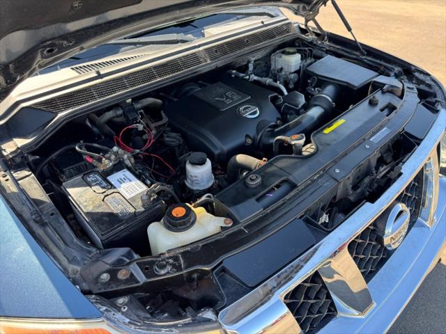 2014 Nissan Titan SV