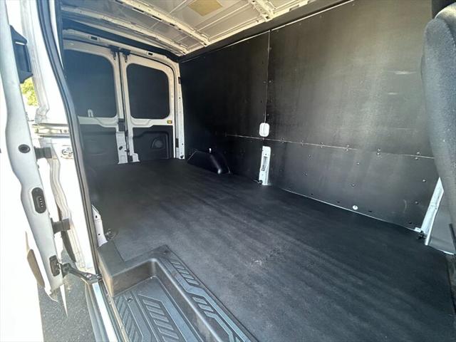 2025 Ford Transit Cargo Van 250