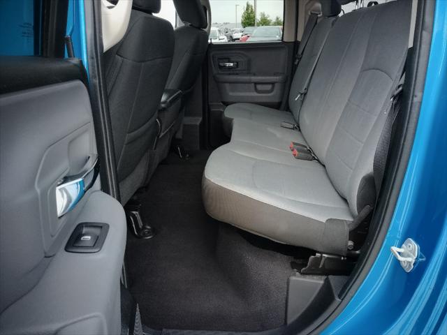 2024 Ram 1500 Classic SLT Quad Cab 4x4 6'4" Box