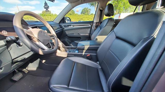 2022 Volkswagen Atlas 2.0T SE w/Technology