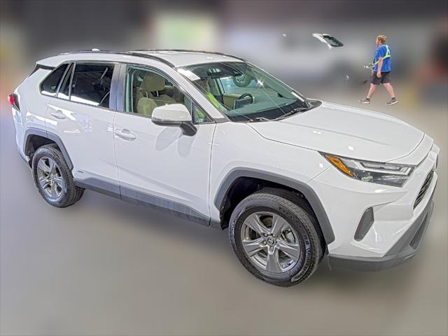 2024 Toyota RAV4 Hybrid XLE