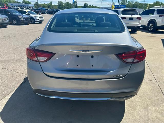 2015 Chrysler 200 Limited