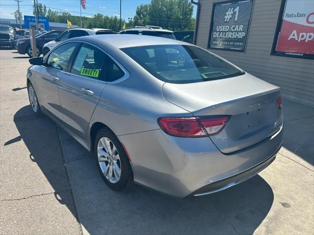 2015 Chrysler 200 Limited