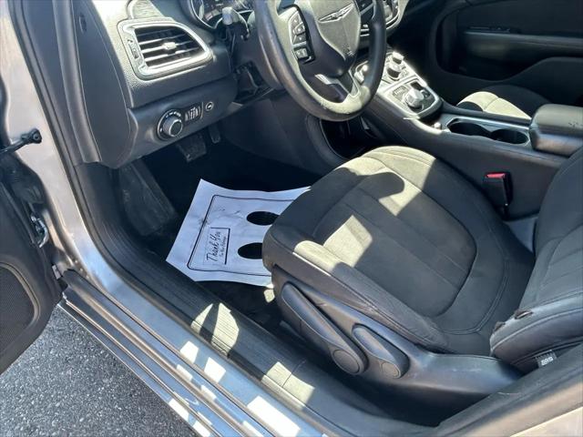 2015 Chrysler 200 Limited