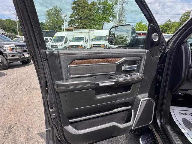 2019 Ram 3500 Laramie Crew Cab 4x4 6'4" Box