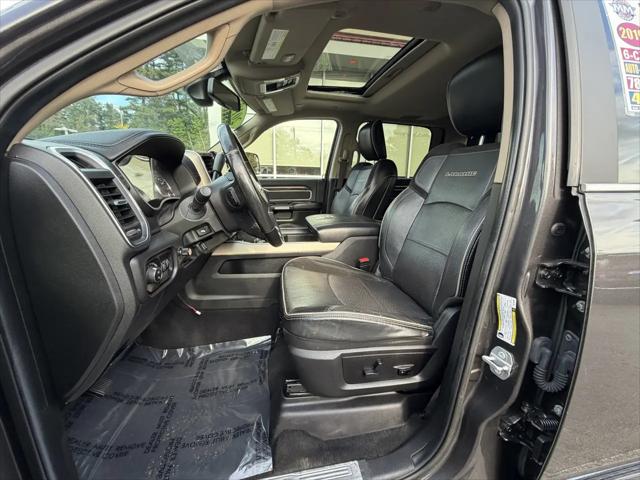 2019 Ram 3500 Laramie Crew Cab 4x4 64 Box